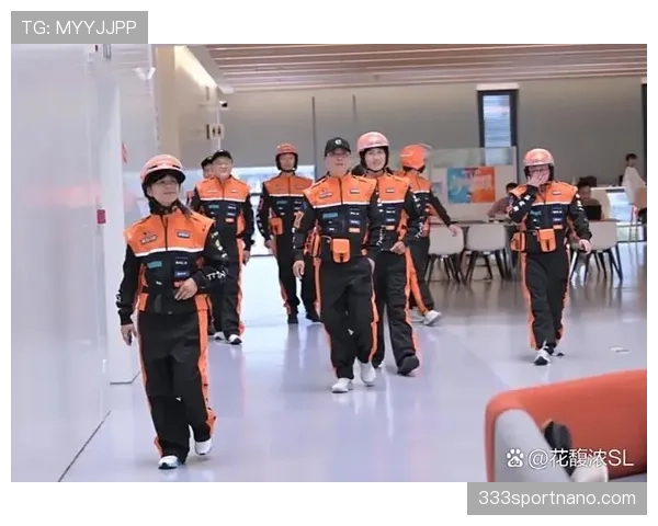 程语轩居然把球场当淘宝逛？这日常也太不一样了吧！